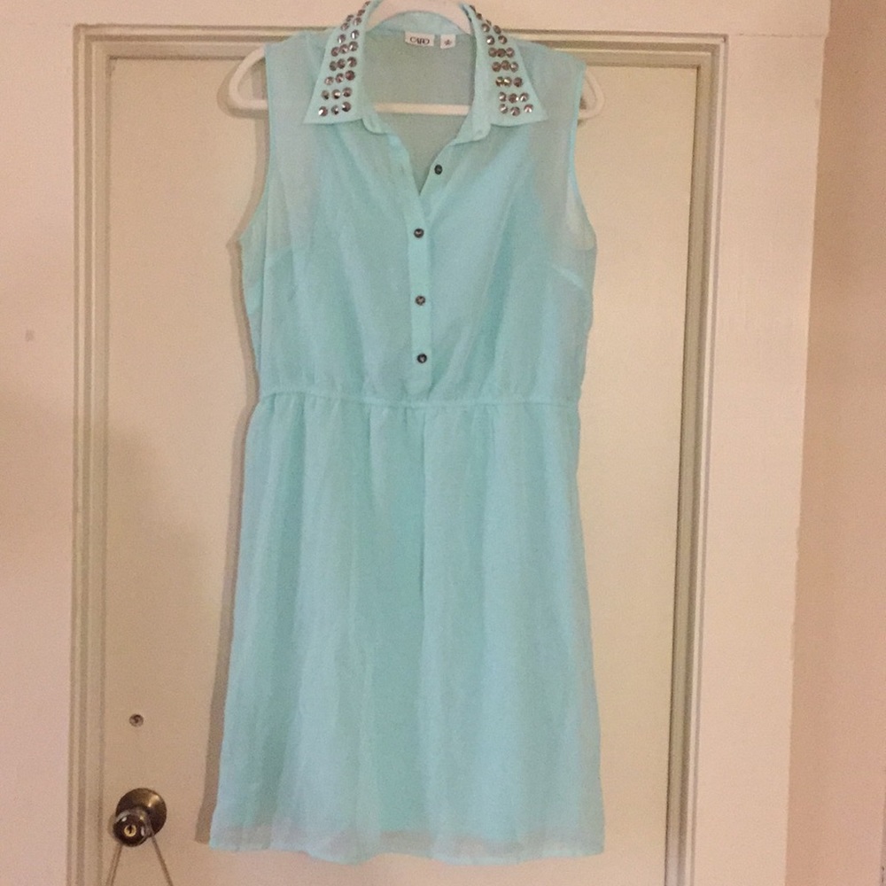 Cato, Mint green dress